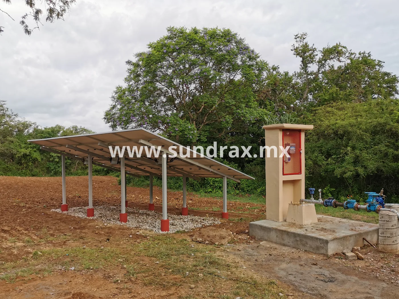 Sistema solar interconectado a CFE instalado en Oaxaca