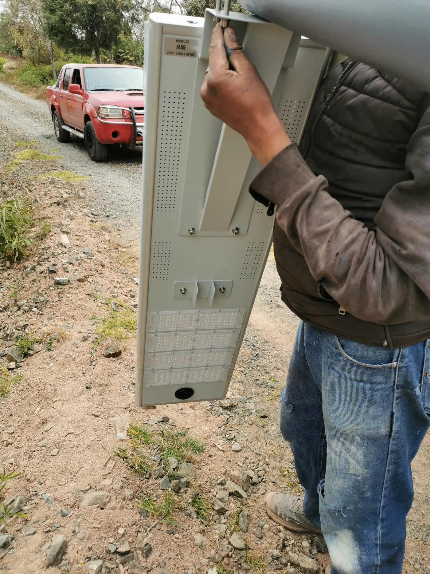 Luminaria solar en área rural del estado de Oaxaca